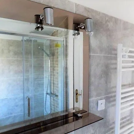Apartamento Royan, 3 Pieces, 4 Personnes - Fr-1-305-1395 *